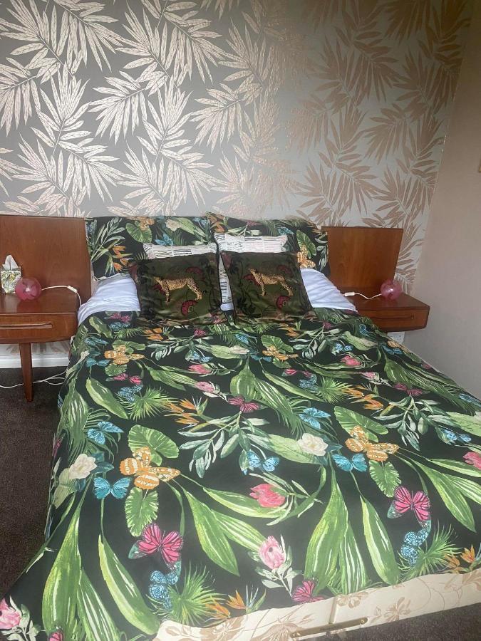 Twenty Bed & Breakfast Skellingthorpe Bagian luar foto